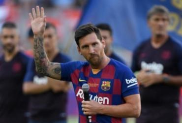 Messi anuncia que fica no Barcelona por mais uma temporada | AFP