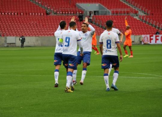 Com intervenções do VAR, Bahia empata fora de casa com líder Internacional | Bruno Queiroz | E.C.Bahia