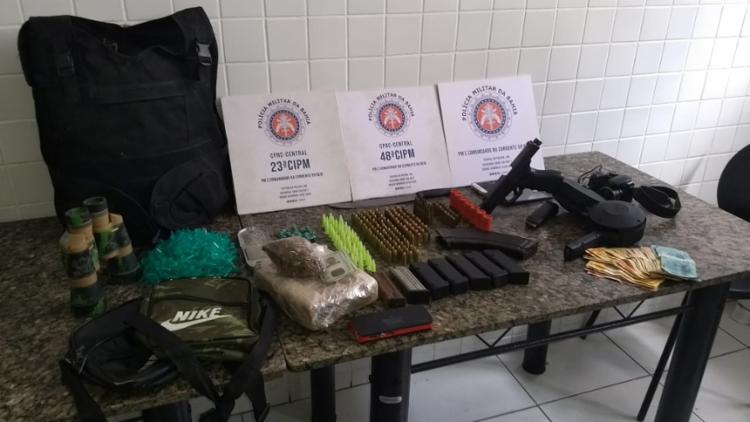 Um dos suspeitos foi ferido e socorrido para o Hospital Geral Roberto Santos, mas não resistiu | Foto: Divulgação | SSP - Foto: Divulgação | SSP Um dos suspeitos foi ferido e socorrido para o Hospital Geral Roberto Santos, mas não resistiu | Foto: Divulgação | SSP - Foto: Divulgação | SSP