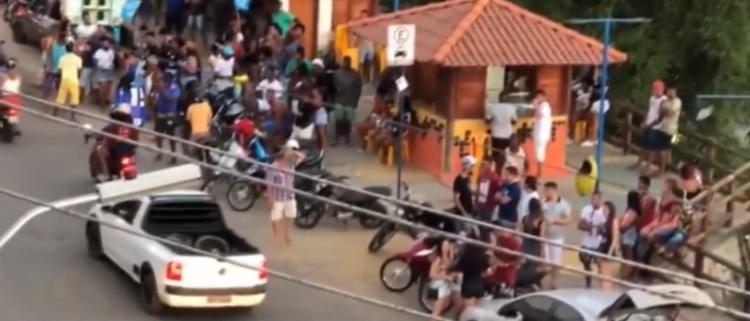 Primeiro dia de campanha teve aglomeração em muitas cidades baianas / Foto: Reprodução | TV Bahia - Foto: Reprodução | TV Bahia Primeiro dia de campanha teve aglomeração em muitas cidades baianas / Foto: Reprodução | TV Bahia - Foto: Reprodução | TV Bahia