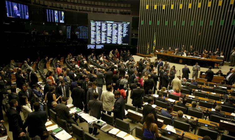 Seis dos 39 depeutados federais da bancada baiana na Câmara vão disputar as eleições - Foto: Divulgação | Agência Brasil Seis dos 39 depeutados federais da bancada baiana na Câmara vão disputar as eleições - Foto: Divulgação | Agência Brasil
