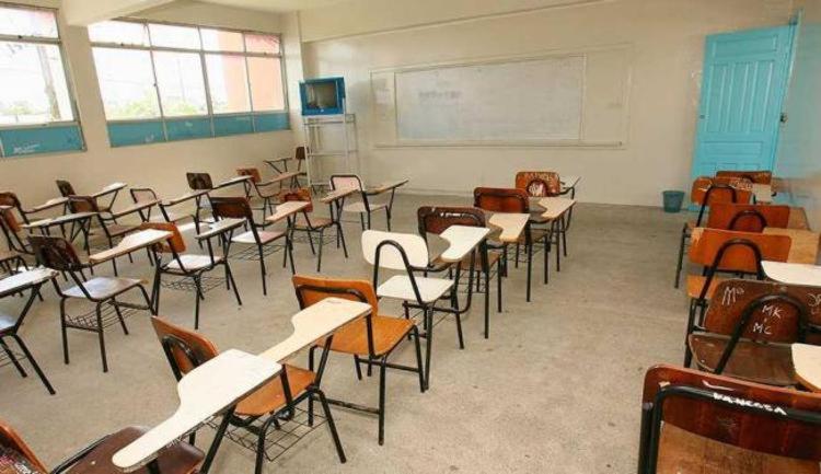 Aulas foram suspensas nas escolas baianas em março | Foto: Joa Souza | Ag. A TARDE - Foto: Joa Souza | Ag. A TARDE Aulas foram suspensas nas escolas baianas em março | Foto: Joa Souza | Ag. A TARDE - Foto: Joa Souza | Ag. A TARDE
