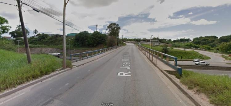 Corpo foi encontrado no viaduto do bairro de Valéria | Foto: Reprodução | Google Street View - Foto: Reprodução | Google Street View Corpo foi encontrado no viaduto do bairro de Valéria | Foto: Reprodução | Google Street View - Foto: Reprodução | Google Street View