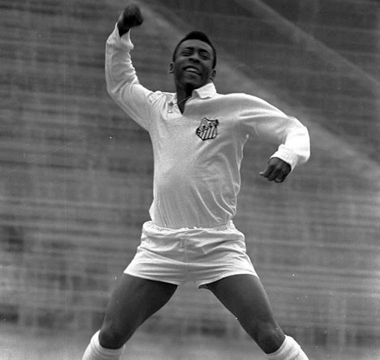 No aniversário de Pelé, confira o retrospecto do Rei nos jogos