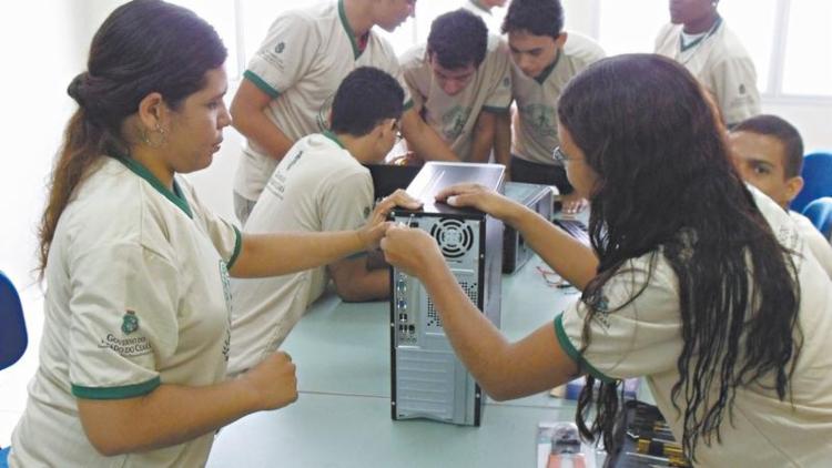 O inventivo a capacitação profissional está nos planos dos candidatos à prefeitura de Salvador - Foto: Divulgação O inventivo a capacitação profissional está nos planos dos candidatos à prefeitura de Salvador - Foto: Divulgação