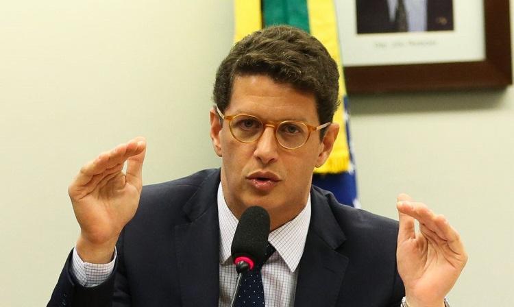 Medida foi interpretada como pressão e intimidação à equipe técnica, que apontou irregularidades na construção I Foto: José Cruz | Agência Brasil - Foto: José Cruz | Agência Brasil Medida foi interpretada como pressão e intimidação à equipe técnica, que apontou irregularidades na construção I Foto: José Cruz | Agência Brasil - Foto: José Cruz | Agência Brasil