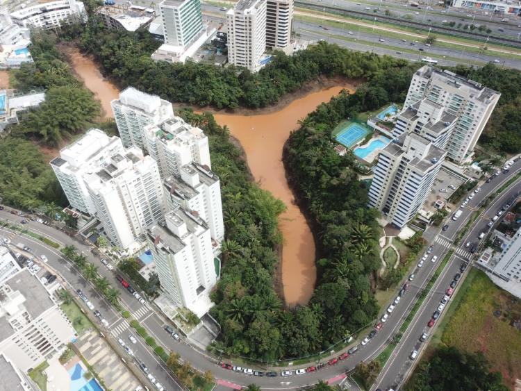 Lagoa está com o nível reduzido e água poluída | Foto: Divulgação - Foto: Divulgação Lagoa está com o nível reduzido e água poluída | Foto: Divulgação - Foto: Divulgação