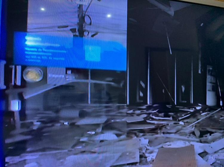 Com mais este caso, chega a três o número de ataques a agências bancárias nos últimos 20 dias na capital baiana | Foto: Reprodução | TV Bahia - Foto: Reprodução | TV Bahia Com mais este caso, chega a três o número de ataques a agências bancárias nos últimos 20 dias na capital baiana | Foto: Reprodução | TV Bahia - Foto: Reprodução | TV Bahia