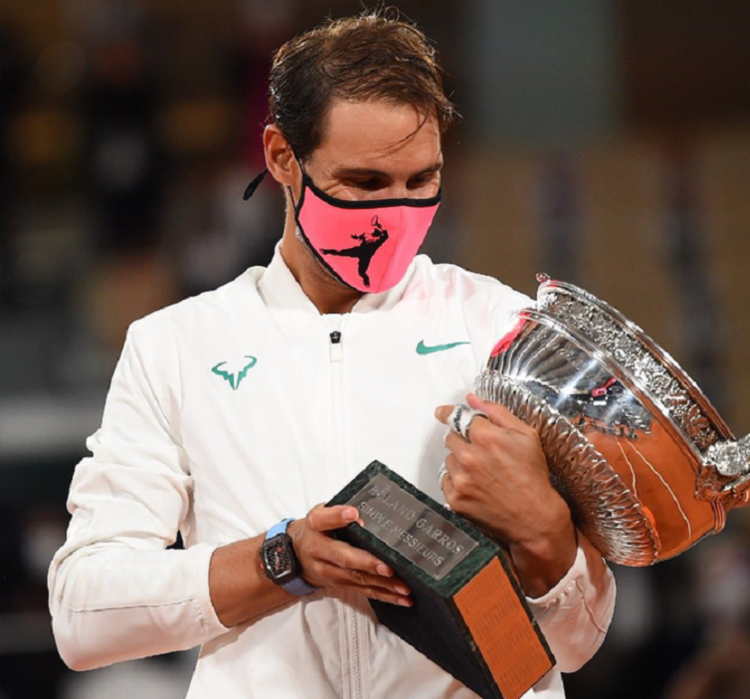 Rafael Nadal derrota Djokovic e vence Rolland Garros pela 13ª vez