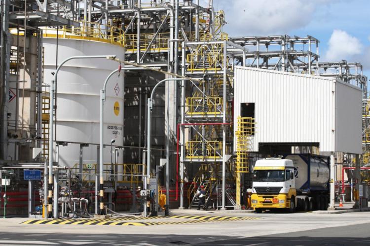 O caminho; está livre ara o hgoverno vender a refinaria Landulpho Alves - Foto: Divulgação O caminho; está livre ara o hgoverno vender a refinaria Landulpho Alves - Foto: Divulgação