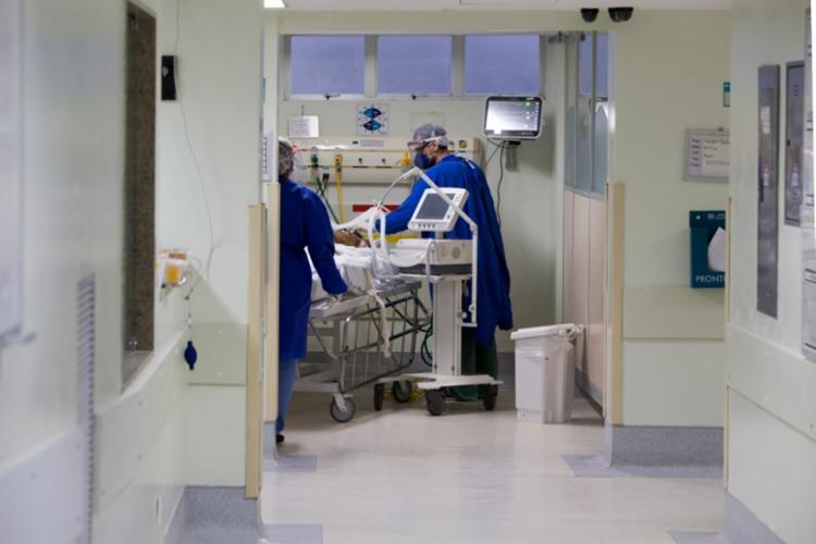 Estado saltou também de 2.497 respiradores no SUS para 3.449, um acréscimo de 43% | Foto: Divulgação | Sesab - Foto: Divulgação | Sesab Estado saltou também de 2.497 respiradores no SUS para 3.449, um acréscimo de 43% | Foto: Divulgação | Sesab - Foto: Divulgação | Sesab