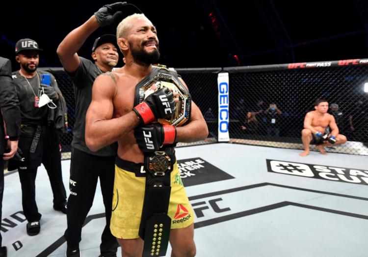 Brasileiro Deiveson Figueiredo defende cinturão pela primeira vez no UFC