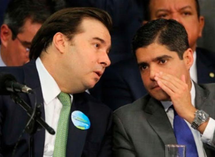 Bloco do presidente da Casa, Rodrigo Maia, vem angariando partidos para vencer disputa contra Arthur Lira (PP) - Foto: Foto Bloco do presidente da Casa, Rodrigo Maia, vem angariando partidos para vencer disputa contra Arthur Lira (PP) - Foto: Foto