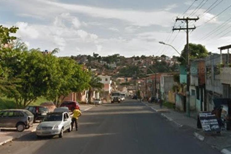Crime teria acontecido após uma suposta briga de trânsito | Foto: Reprodução | Google Street View - Foto: Reprodução | Google Street View Crime teria acontecido após uma suposta briga de trânsito | Foto: Reprodução | Google Street View - Foto: Reprodução | Google Street View