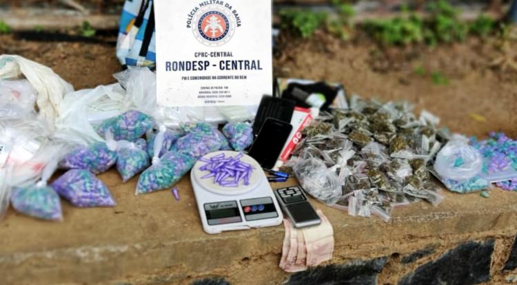 Homem e material foram apresentados na Central de Flagrantes | Foto: Divulgação | SSP - Foto: Divulgação | SSP Homem e material foram apresentados na Central de Flagrantes | Foto: Divulgação | SSP - Foto: Divulgação | SSP