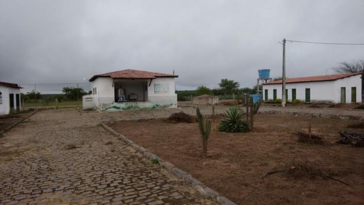 SUSPEITOS DE MATAR MULHER A PEDRADAS EM QUICÉ SÃO PRESOS