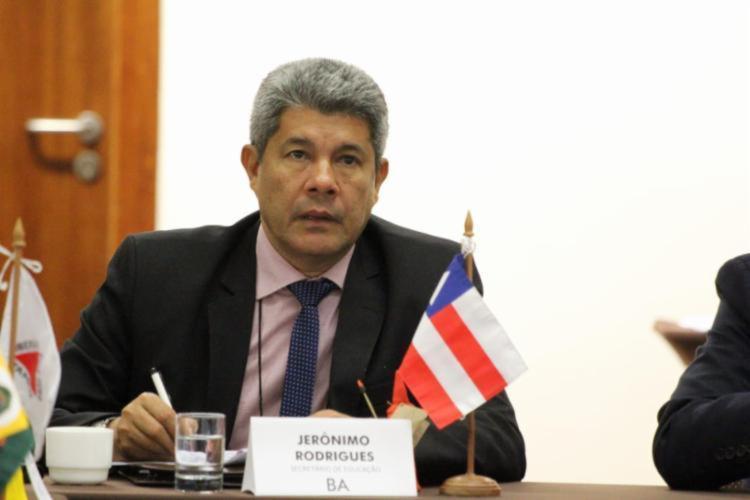 Secretário de educação sobre retorno às aulas: “Nos resta continuar aguardando o momento ideal”