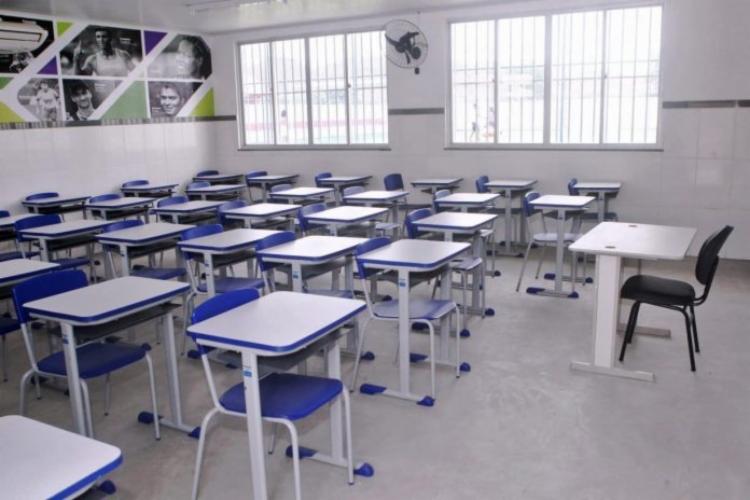 De acordo com ele, a previsão é que o ano letivo de 2020 seja concluído em breve, para que as aulas de 2021 comecem a ser dadas ainda este ano | Foto: Mateus Pereira | GOVBA - Foto: Mateus Pereira | GOVBA De acordo com ele, a previsão é que o ano letivo de 2020 seja concluído em breve, para que as aulas de 2021 comecem a ser dadas ainda este ano | Foto: Mateus Pereira | GOVBA - Foto: Mateus Pereira | GOVBA